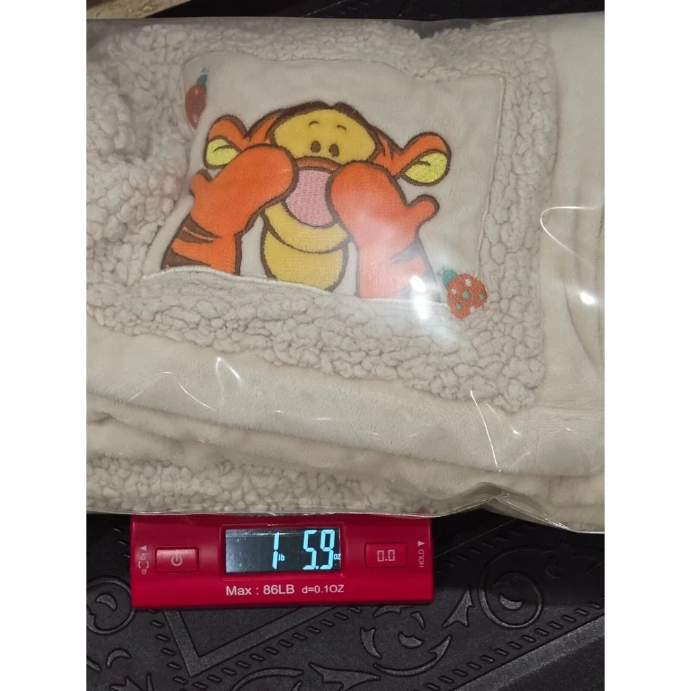 Disney Baby Tigger Baby Blanket Cream Sherpa Fleece Orange Ladybugs Peek-A-Boo